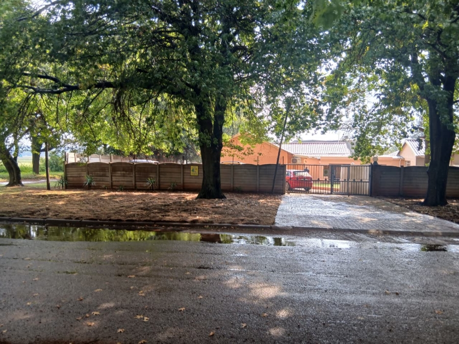 3 Bedroom Property for Sale in Klipwater Gauteng