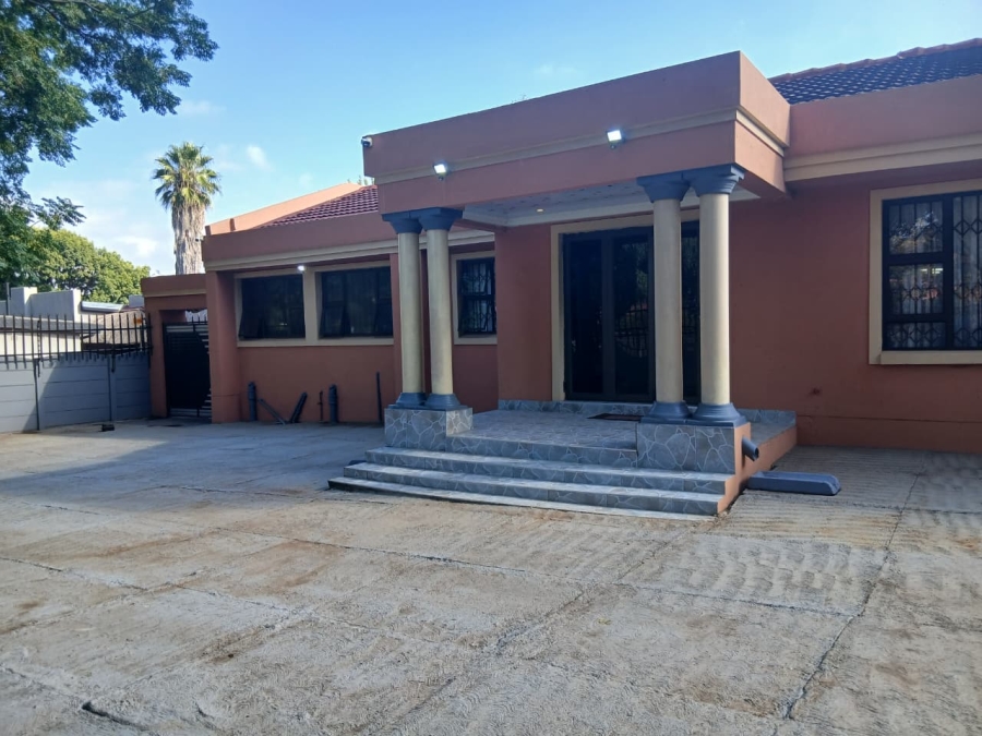 4 Bedroom Property for Sale in Klipwater Gauteng