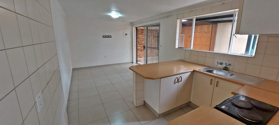 3 Bedroom Property for Sale in South Crest Gauteng
