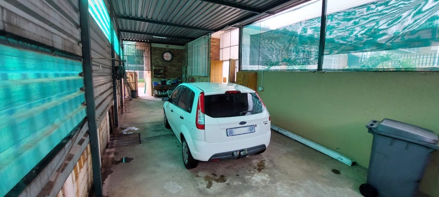 3 Bedroom Property for Sale in South Crest Gauteng