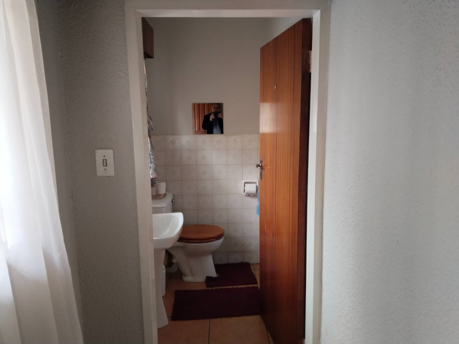 5 Bedroom Property for Sale in Meyerton Park Gauteng