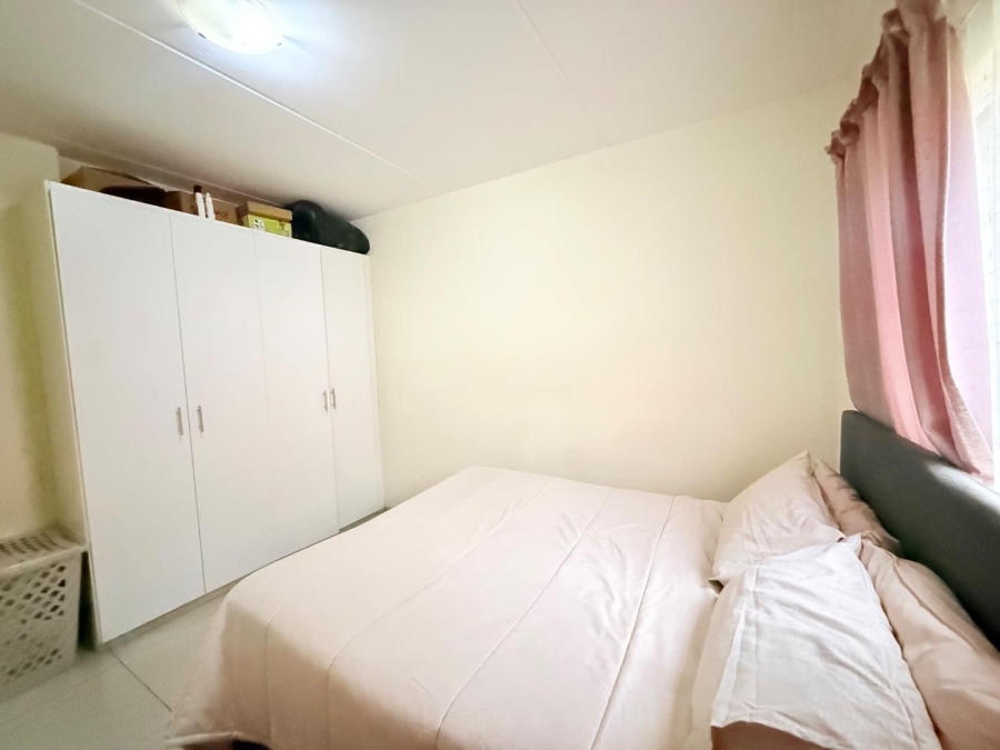 2 Bedroom Property for Sale in Grand Central Gauteng