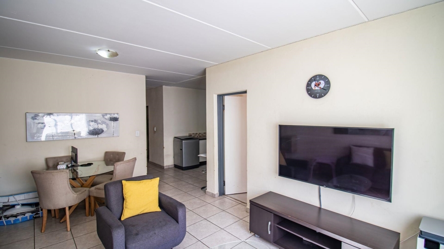 2 Bedroom Property for Sale in Grand Central Gauteng