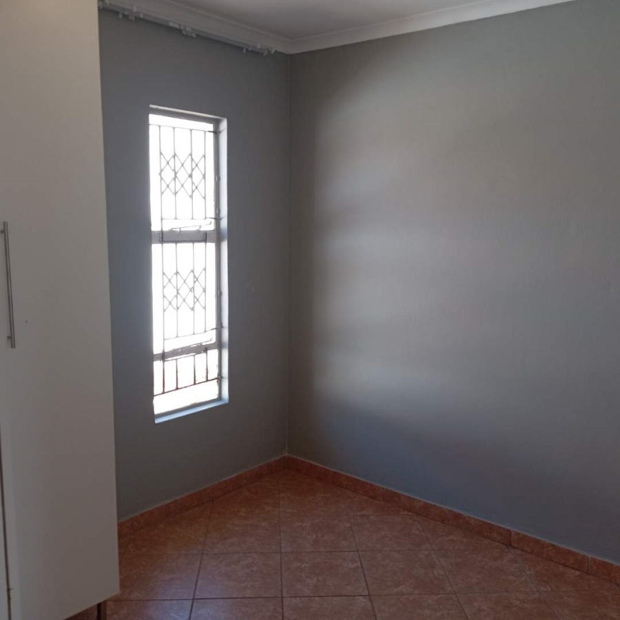 2 Bedroom Property for Sale in Mamelodi East Gauteng