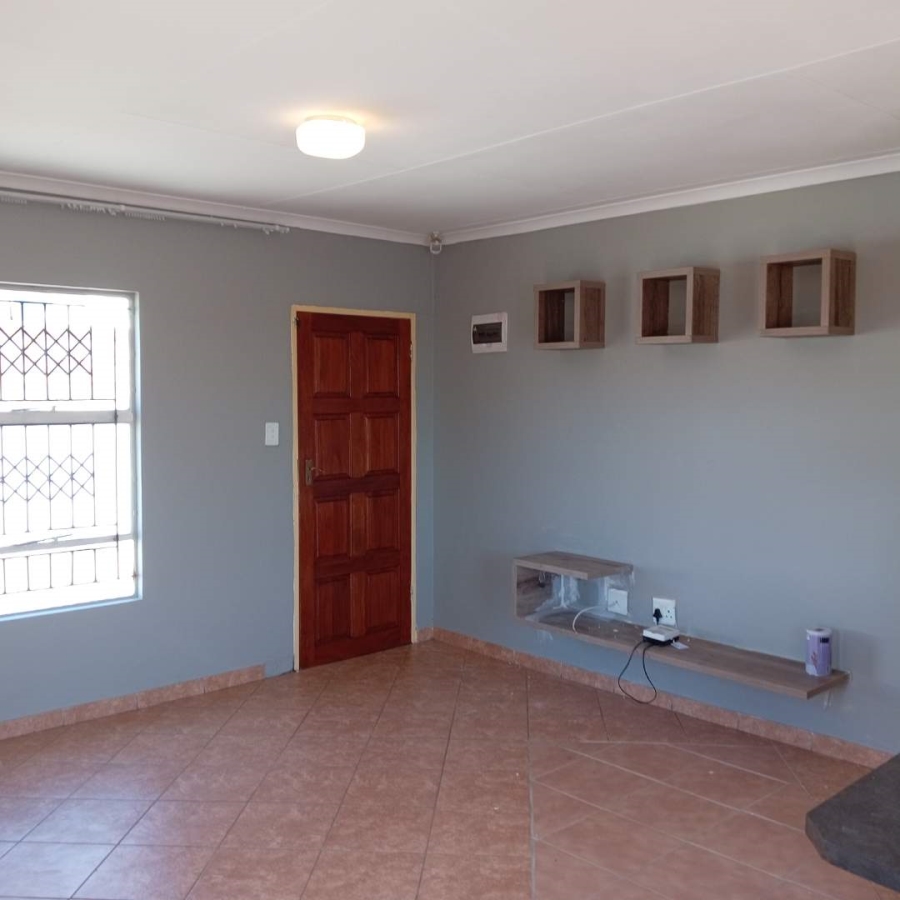 2 Bedroom Property for Sale in Mamelodi East Gauteng