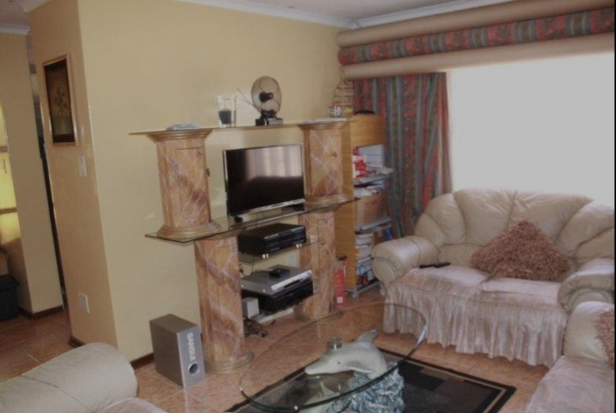 10 Bedroom Property for Sale in Soshanguve DD Gauteng