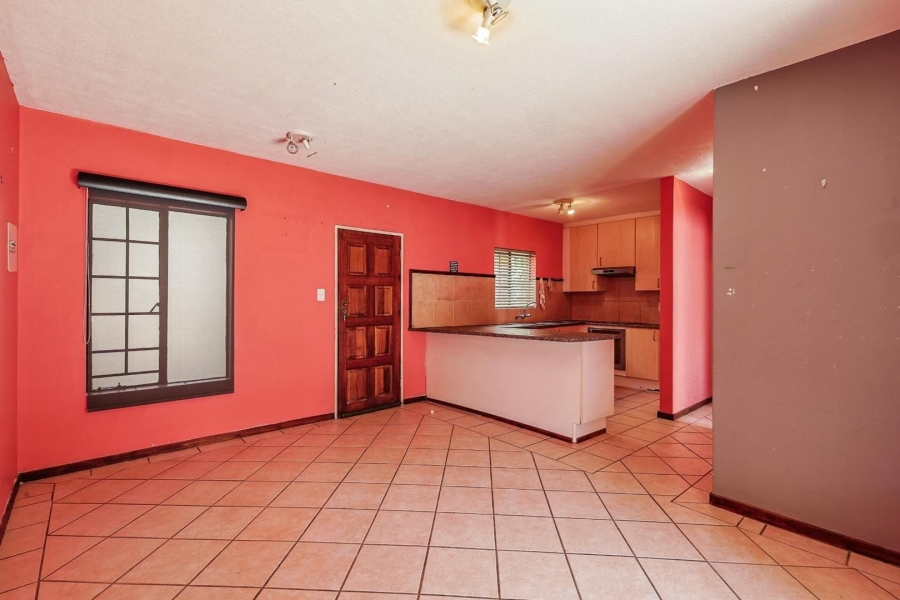 To Let 2 Bedroom Property for Rent in Equestria Gauteng