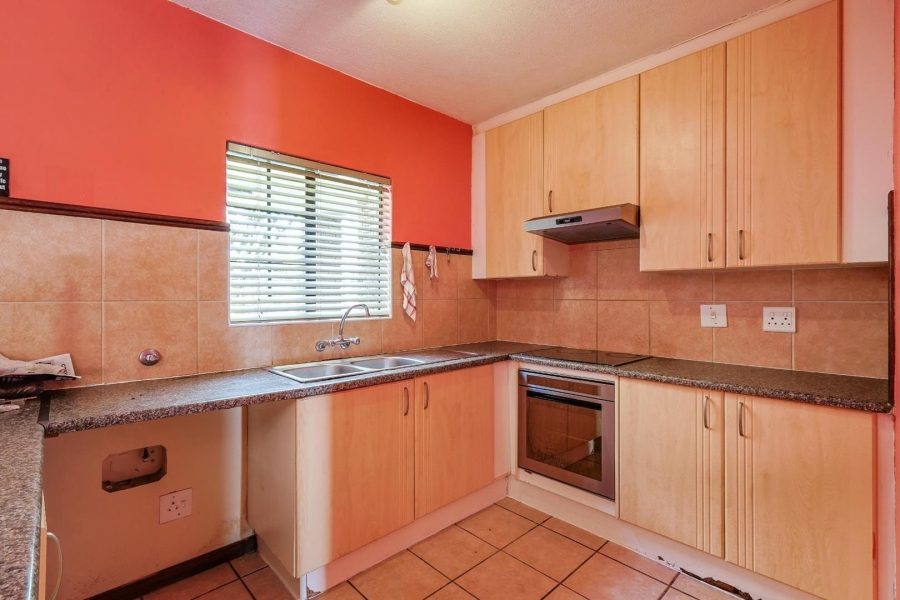 To Let 2 Bedroom Property for Rent in Equestria Gauteng