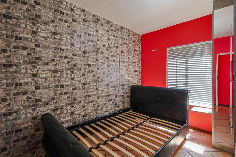 To Let 2 Bedroom Property for Rent in Equestria Gauteng