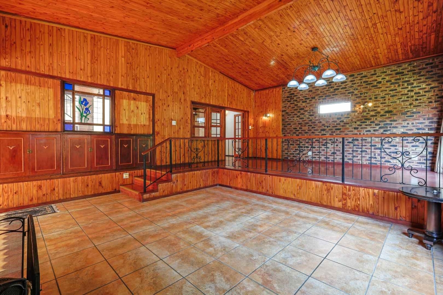 3 Bedroom Property for Sale in Waterkloof Ridge Gauteng