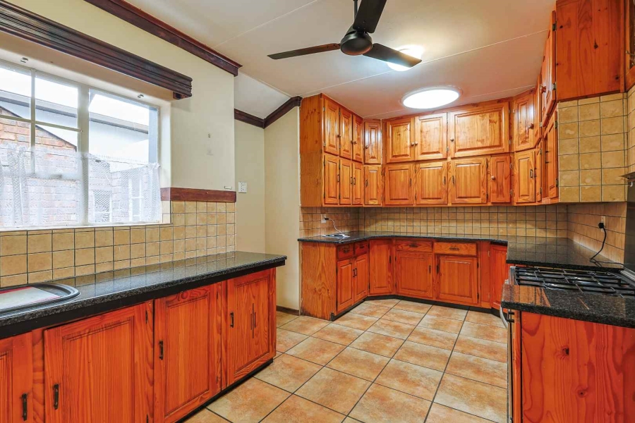 3 Bedroom Property for Sale in Waterkloof Ridge Gauteng