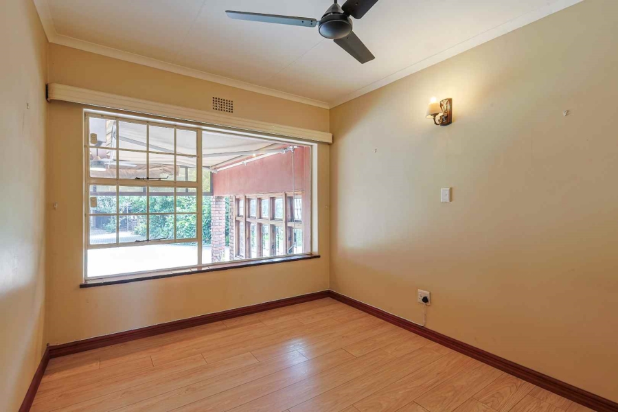 3 Bedroom Property for Sale in Waterkloof Ridge Gauteng