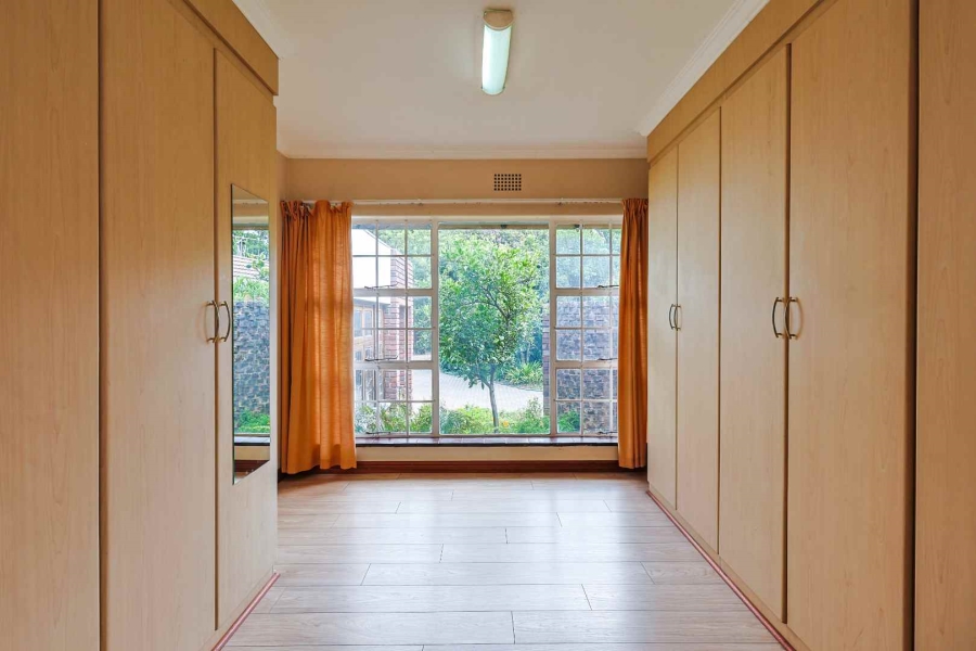 3 Bedroom Property for Sale in Waterkloof Ridge Gauteng