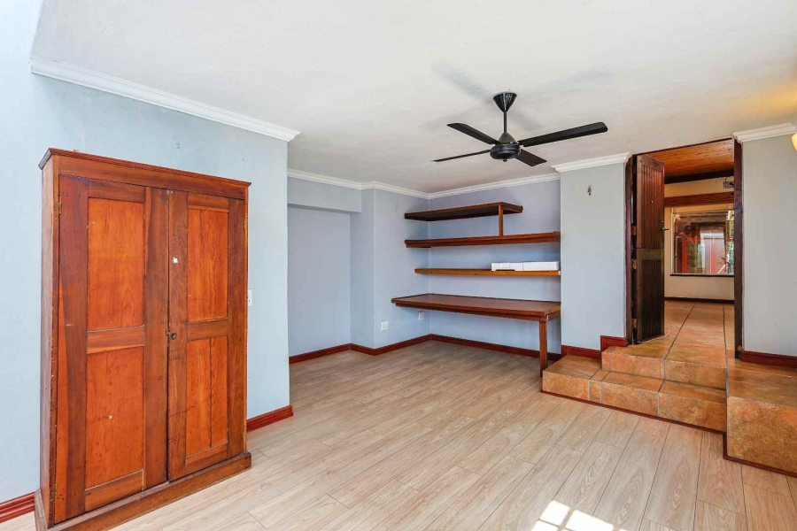 3 Bedroom Property for Sale in Waterkloof Ridge Gauteng