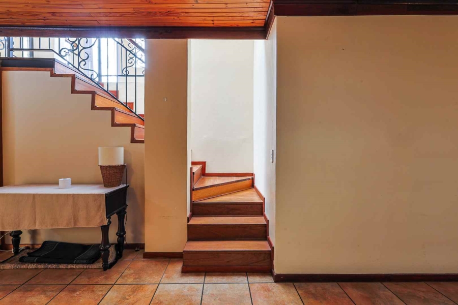 3 Bedroom Property for Sale in Waterkloof Ridge Gauteng