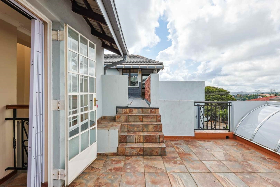 3 Bedroom Property for Sale in Waterkloof Ridge Gauteng