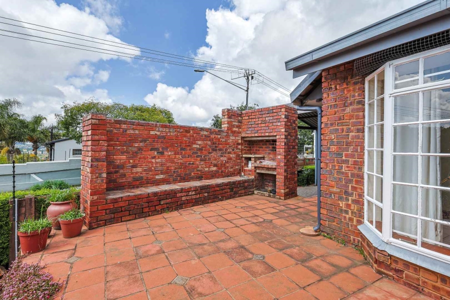 3 Bedroom Property for Sale in Waterkloof Ridge Gauteng