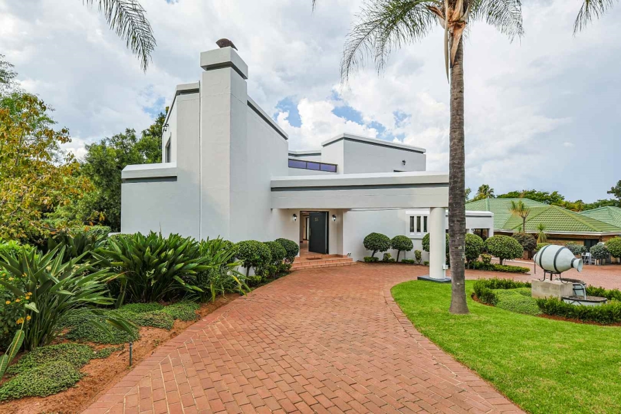6 Bedroom Property for Sale in Wapadrand Gauteng