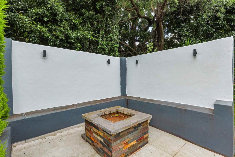 6 Bedroom Property for Sale in Wapadrand Gauteng