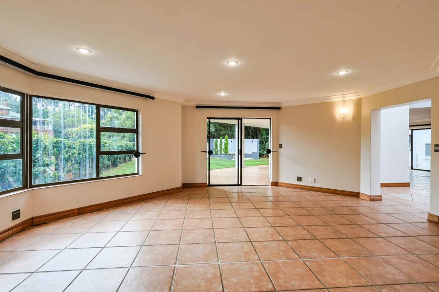 6 Bedroom Property for Sale in Wapadrand Gauteng