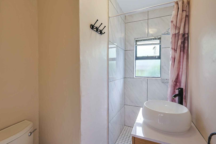 6 Bedroom Property for Sale in Wapadrand Gauteng