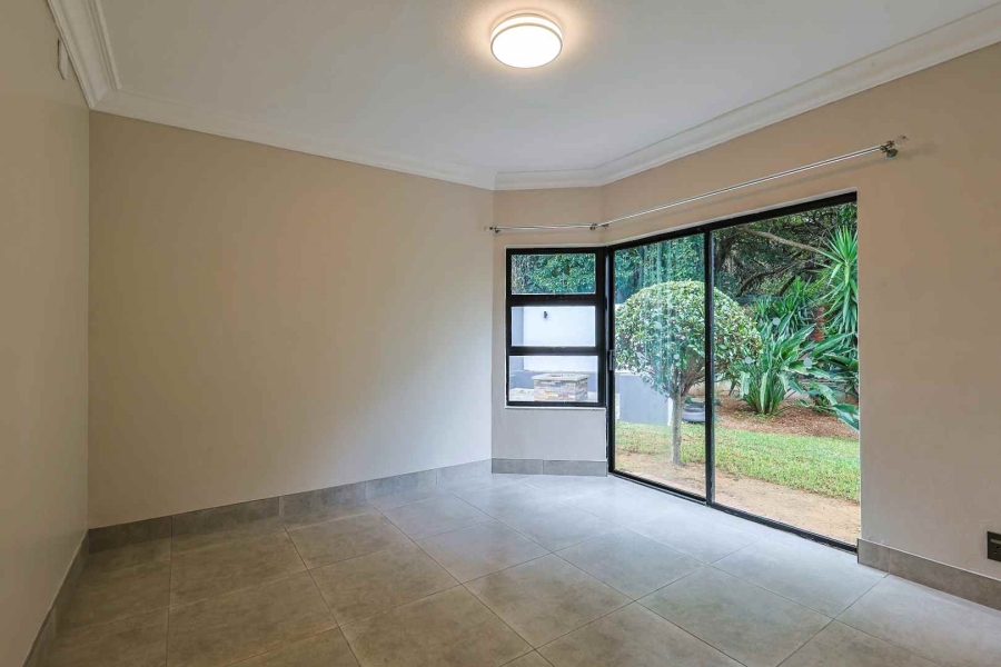 6 Bedroom Property for Sale in Wapadrand Gauteng