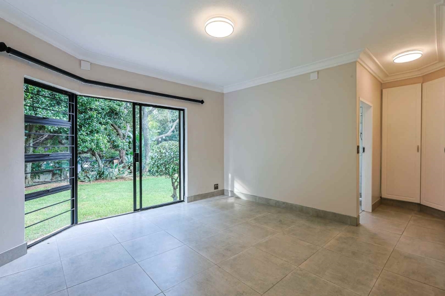 6 Bedroom Property for Sale in Wapadrand Gauteng