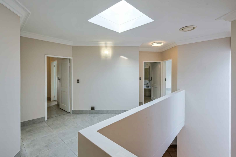 6 Bedroom Property for Sale in Wapadrand Gauteng