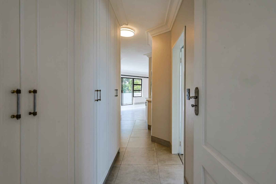 6 Bedroom Property for Sale in Wapadrand Gauteng