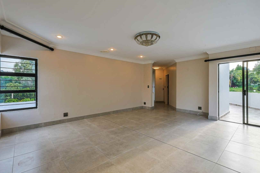 6 Bedroom Property for Sale in Wapadrand Gauteng