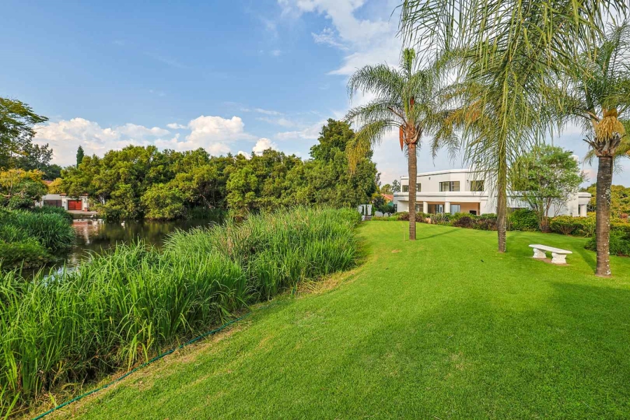 6 Bedroom Property for Sale in Wapadrand Gauteng