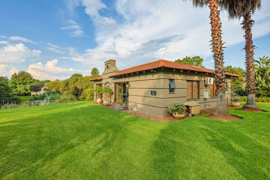 6 Bedroom Property for Sale in Wapadrand Gauteng