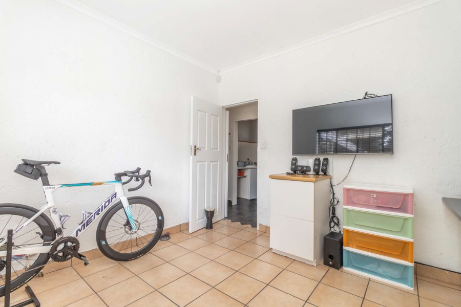 3 Bedroom Property for Sale in Buccleuch Gauteng