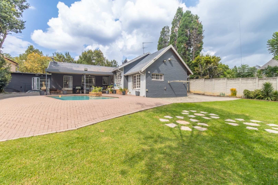 3 Bedroom Property for Sale in Buccleuch Gauteng