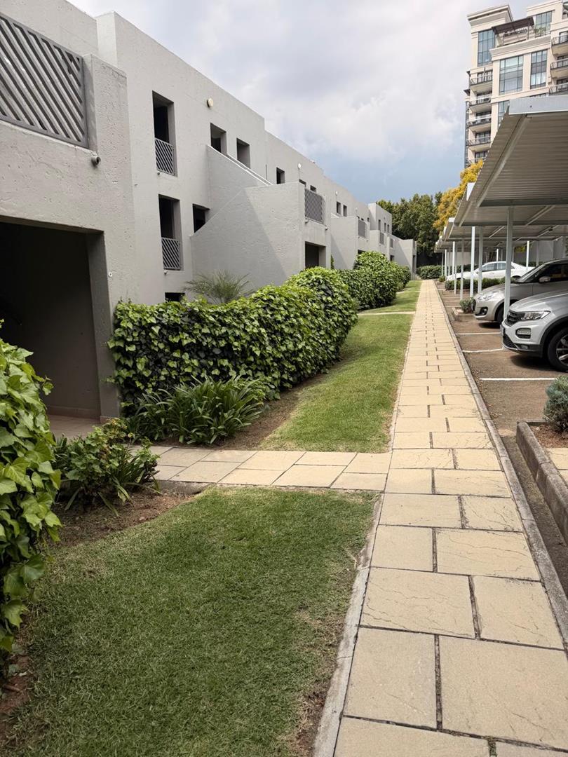 To Let 1 Bedroom Property for Rent in Benmore Gauteng