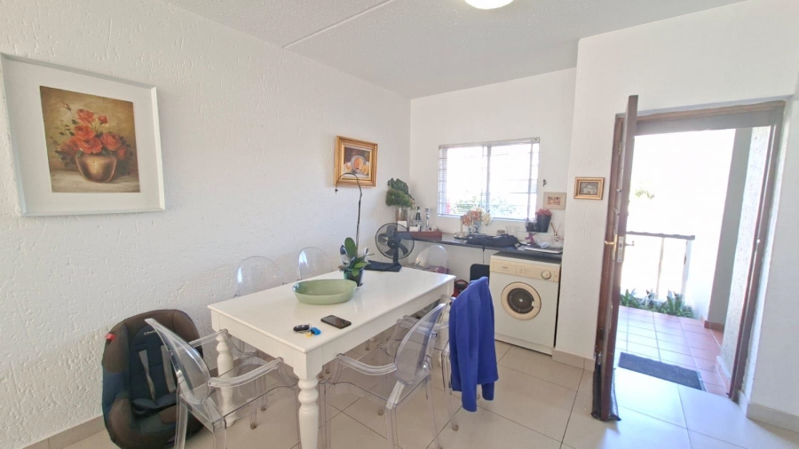 2 Bedroom Property for Sale in Glenhazel Gauteng