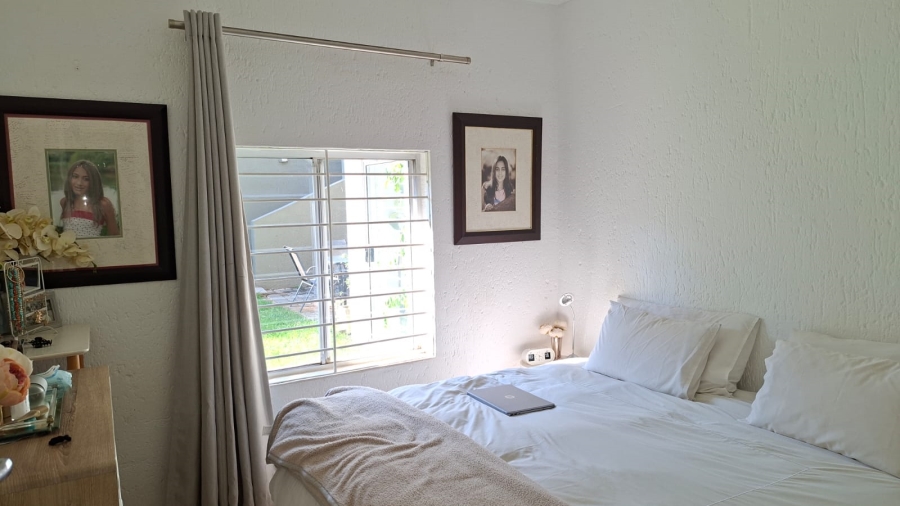 2 Bedroom Property for Sale in Glenhazel Gauteng