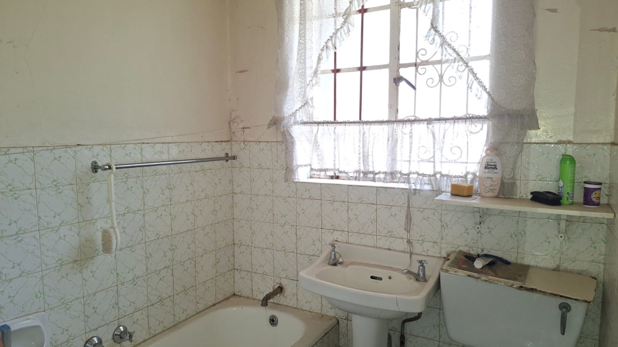 3 Bedroom Property for Sale in Orange Grove Gauteng