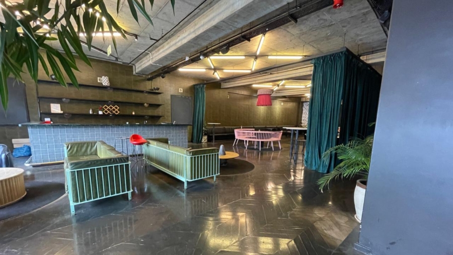 1 Bedroom Property for Sale in New Doornfontein Gauteng