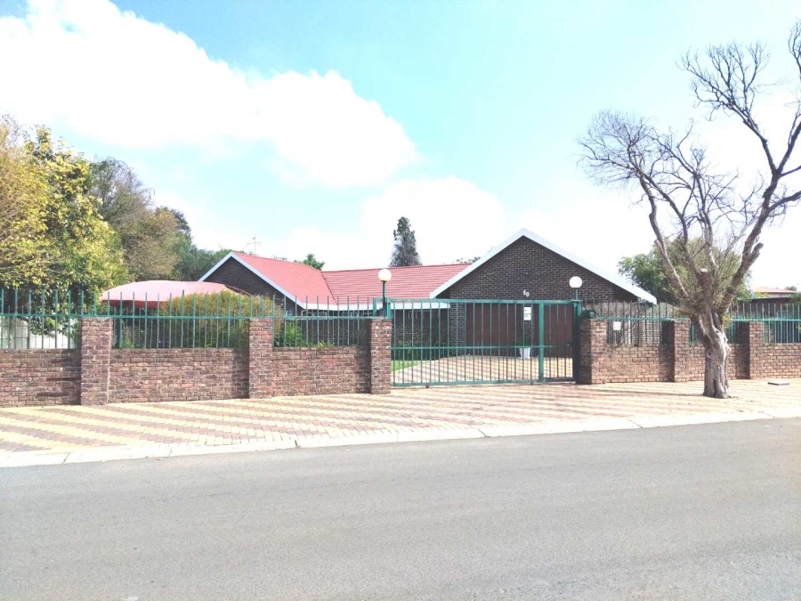 To Let 3 Bedroom Property for Rent in Sharon Park Gauteng