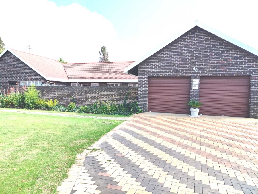 To Let 3 Bedroom Property for Rent in Sharon Park Gauteng