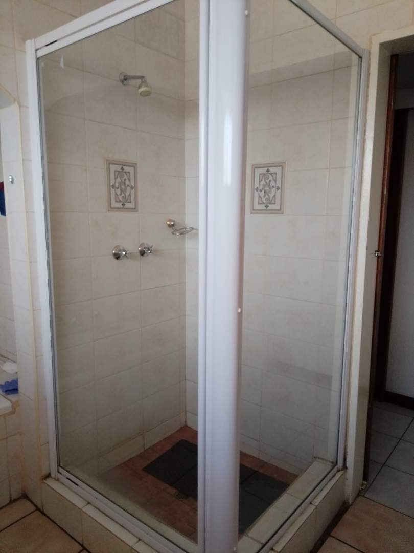 To Let 3 Bedroom Property for Rent in Sharon Park Gauteng