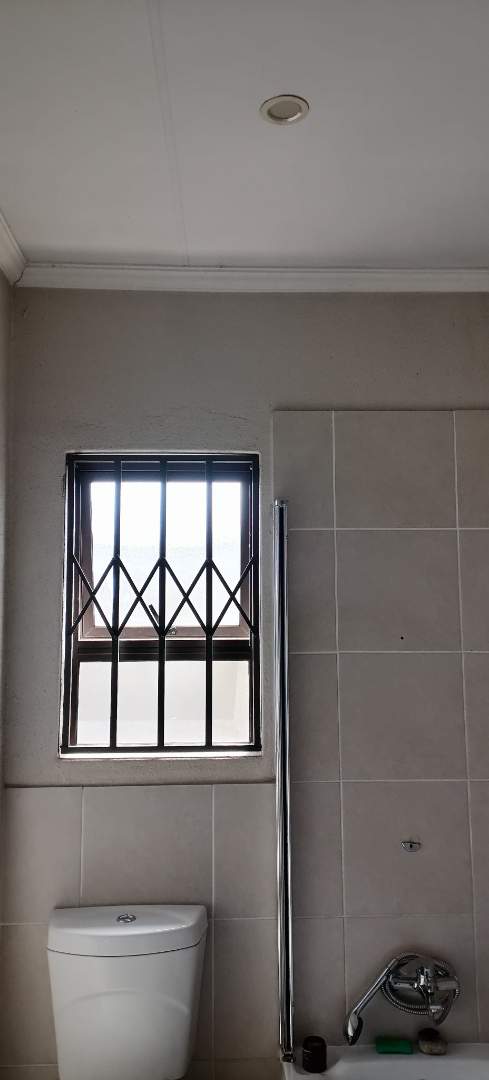 3 Bedroom Property for Sale in Kwa Thema Gauteng