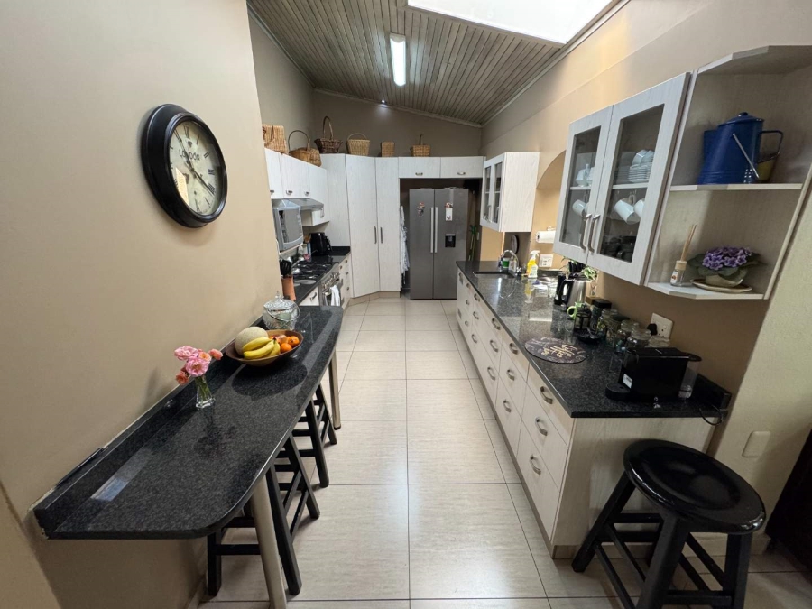 4 Bedroom Property for Sale in Alberante Gauteng