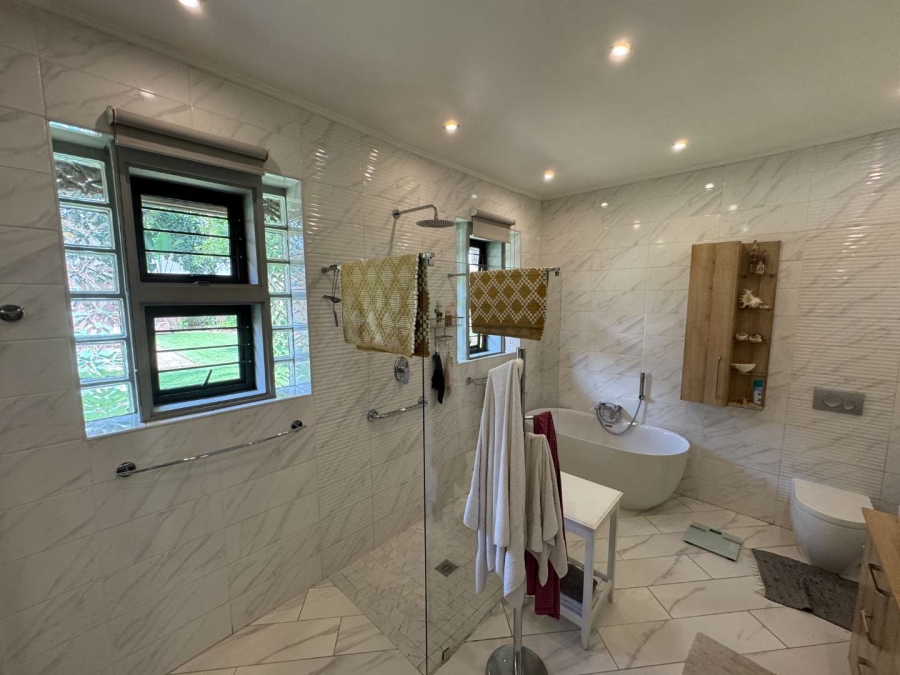 4 Bedroom Property for Sale in Alberante Gauteng