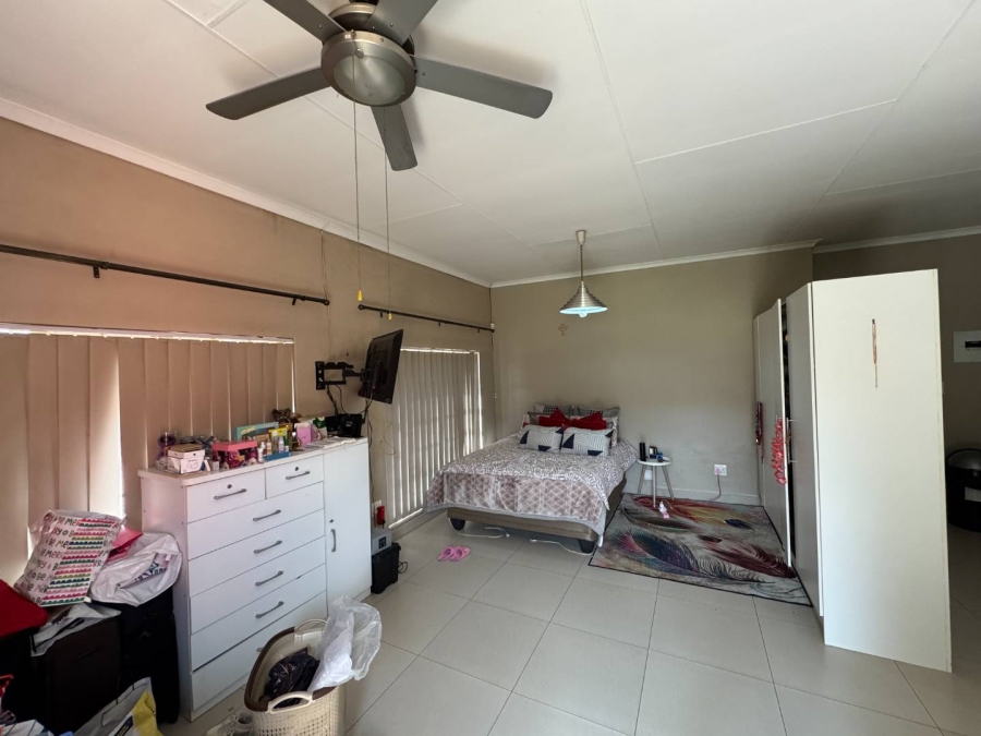4 Bedroom Property for Sale in Alberante Gauteng