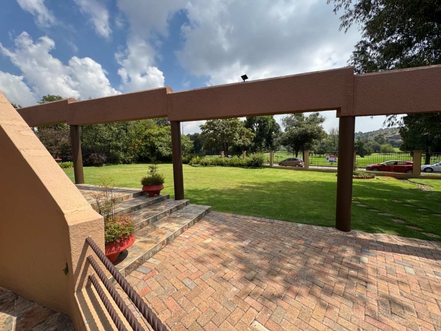 4 Bedroom Property for Sale in Alberante Gauteng