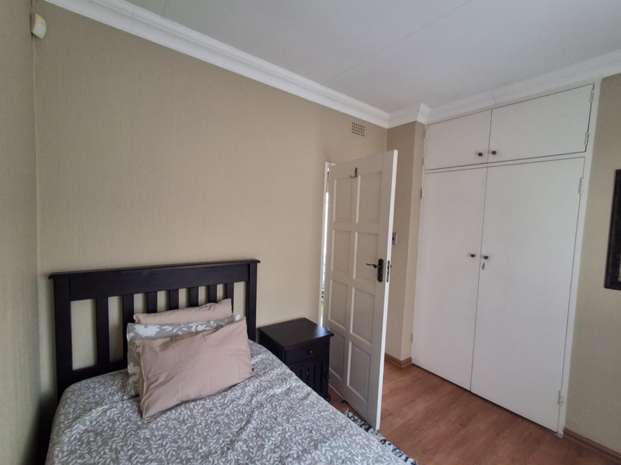 3 Bedroom Property for Sale in Mulbarton Gauteng