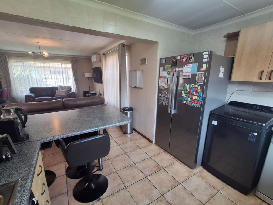 2 Bedroom Property for Sale in Kibler Park Gauteng