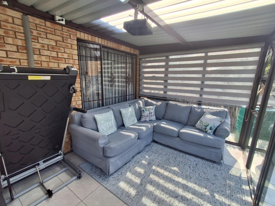 2 Bedroom Property for Sale in Kibler Park Gauteng